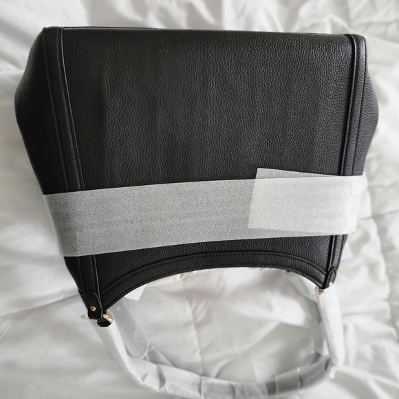 NWT Coach Kristy Hobo Shoulder Bag in Black/Gold - Picture 4 of 5